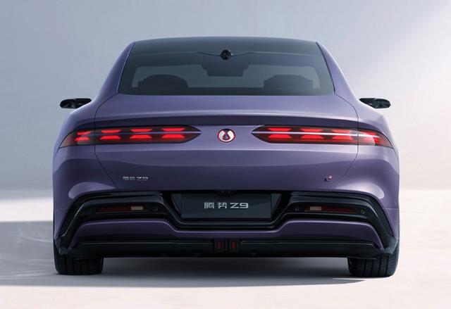 騰勢Z9：易三方平臺+BYD9000定制芯片，豪華程度超越邁巴赫-有駕