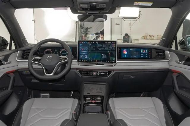 一汽-大眾探岳L，全新換代車型，將于12月優雅登場-有駕