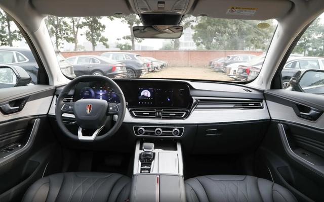 定位豪華SUV，優惠后起售價不到14萬，2025款紅旗HS5還有啥看點？-有駕