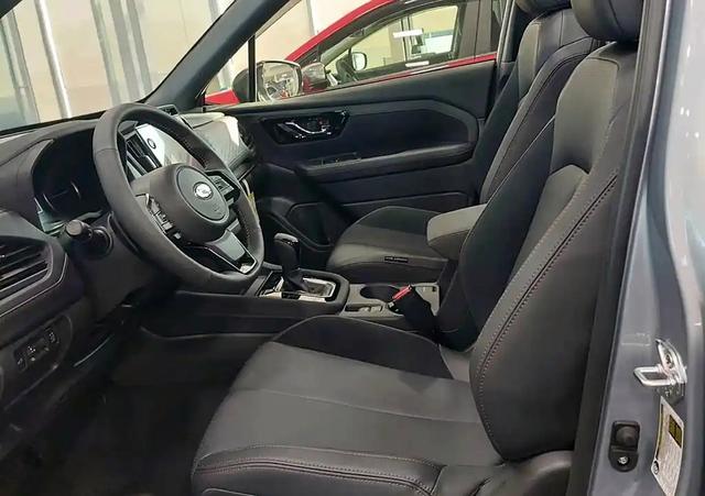 2025款斯巴魯森林人都市suv駕臨,不足25萬標配全時四驅-有駕 2025款斯巴魯森林人都市suv駕臨,不足25萬標配全時四驅-有駕