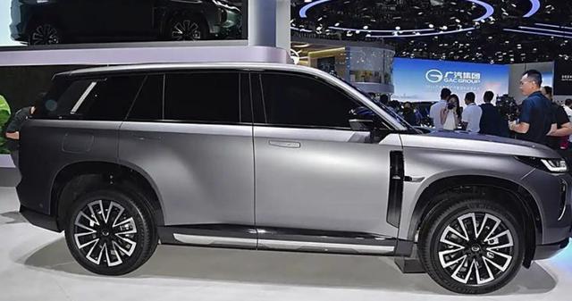 全新國產(chǎn)中大型SUV，增程插混雙動力。續(xù)航超1000km！-有駕