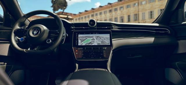 傳統奢華豪車，瑪莎拉蒂新Grecale系列上市，73.58萬起-有駕