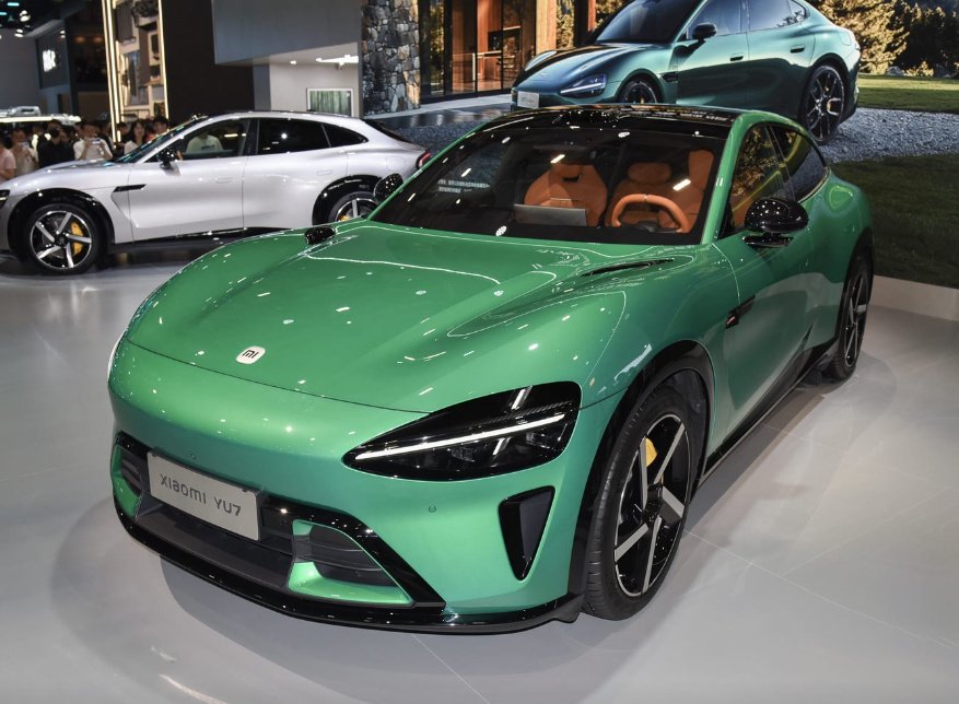 雷軍又藏價了!參數(shù)直逼百萬級豪車,小米YU7這次想賣多少?