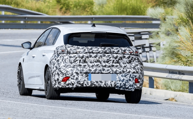 新款標致308曝光,外觀內飾迎來大調整,純電車型更換大電池包