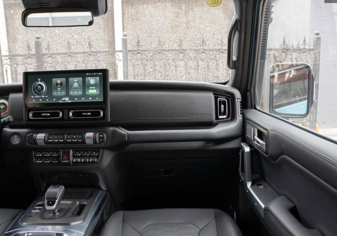 全新212銷量慘淡,陸云然說情懷是一種力量,但不是購車的力量