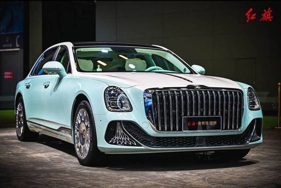 第七屆一汽紅旗嘉年華盛大啟幕 好車+好價 “紅”動汽車城