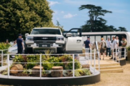 一場東方電驅風暴席卷百年賽道圣殿,方程豹豹5好樣的