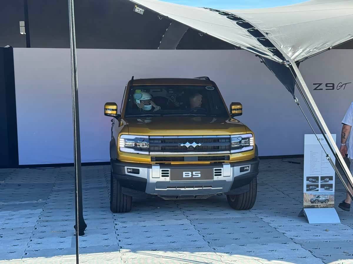 一場東方電驅風暴席卷百年賽道圣殿,方程豹豹5好樣的