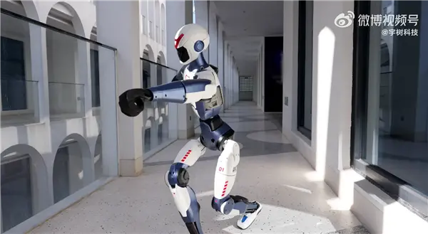 網(wǎng)友質(zhì)疑機(jī)器人跳舞、拳擊沒用 宇樹科技創(chuàng)始人王興興回應(yīng) 網(wǎng)友質(zhì)疑機(jī)器人跳舞、拳擊沒用 宇樹科技創(chuàng)始人王興興回應(yīng)