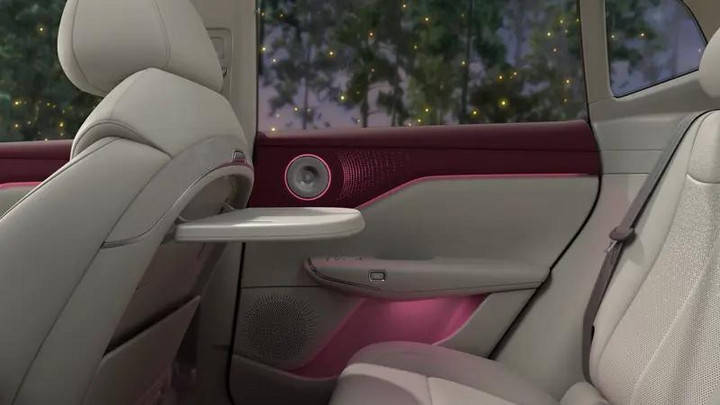 嵐圖知音全新配色上市 8月底開(kāi)售 配置豪華