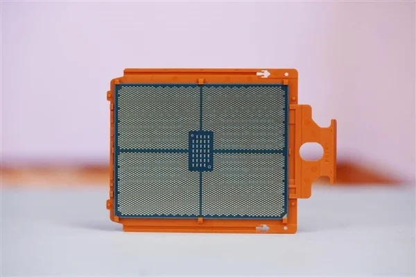 最強(qiáng)桌面CPU,AMD銳龍線程撕裂者9970X/9980X圖賞 最強(qiáng)桌面CPU!AMD銳龍線程撕裂者9970X/9980X圖賞