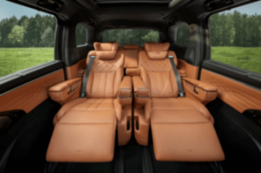 “含華量最高”的這款車,才是新能源豪華MPV應有的樣子