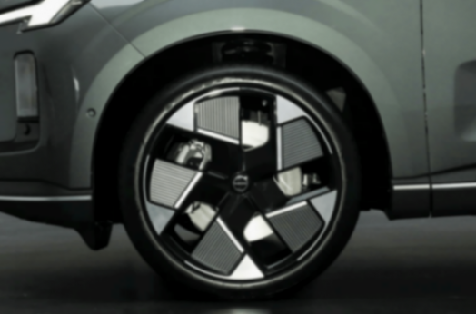 從 T8 到超級混動,沃爾沃玩明白了?全新XC70超級混動技術深度拆解