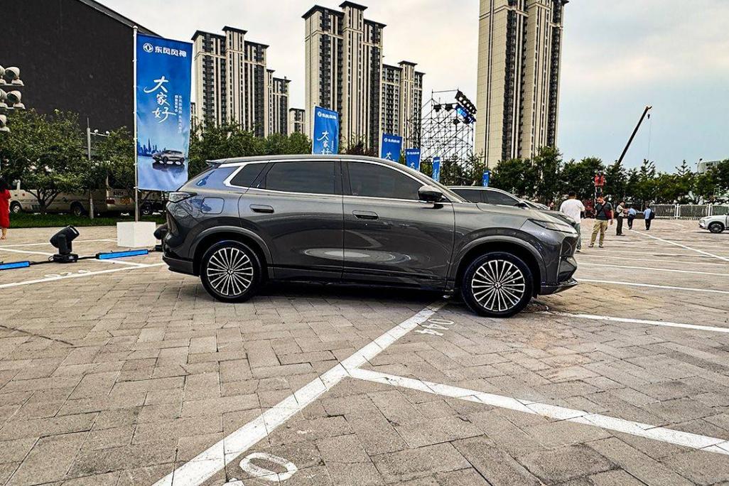 12.99萬(wàn)元起,軸距2米9的平民SUV,東風(fēng)風(fēng)神L8硬核預(yù)售