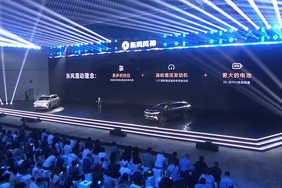 12.99萬(wàn)元起,軸距2米9的平民SUV,東風(fēng)風(fēng)神L8硬核預(yù)售