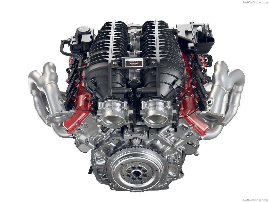 上千臺(tái)老款克爾維特Z06砸手里,只能給新款與更強(qiáng)的ZR1X讓位