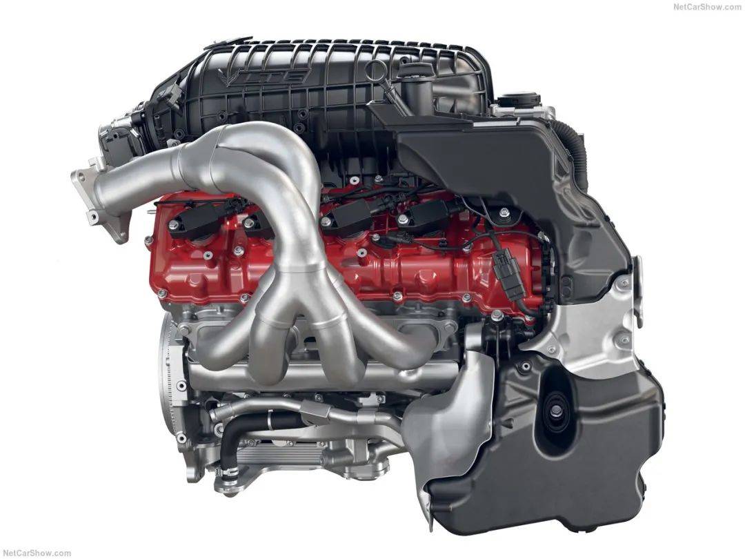 上千臺(tái)老款克爾維特Z06砸手里,只能給新款與更強(qiáng)的ZR1X讓位