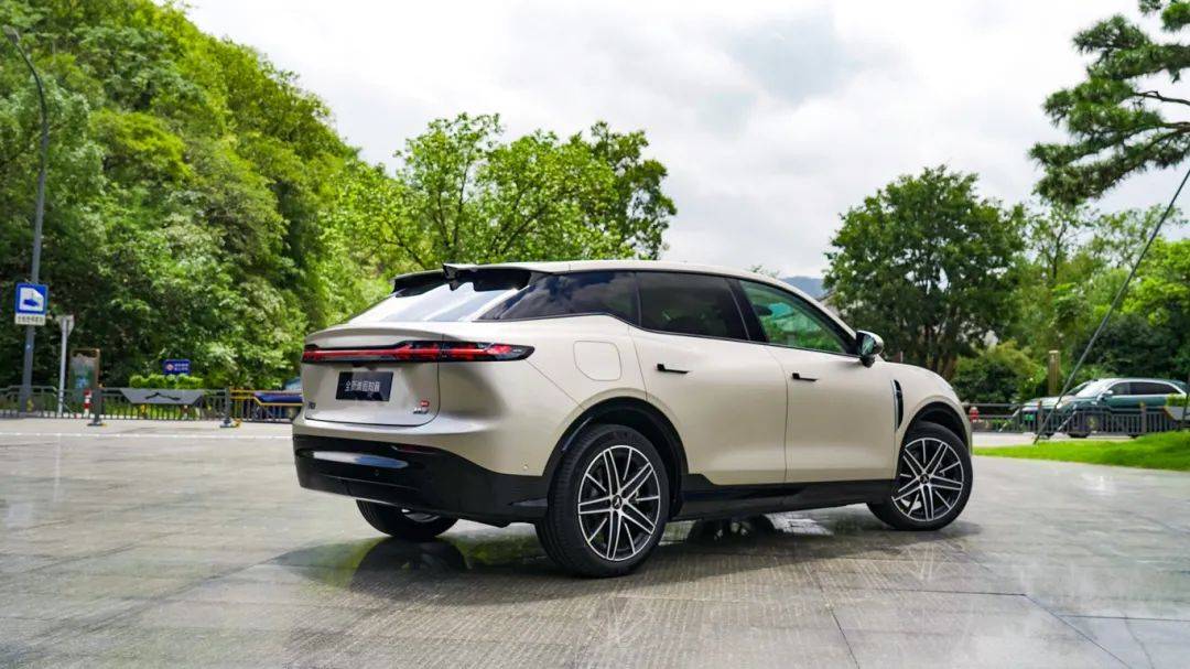 試駕全新嵐圖知音:改款如換代 內(nèi)外都升級(jí)