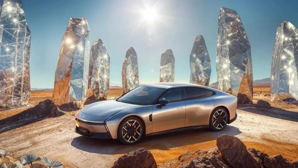 小鵬Q2全線暴漲:交付200%營收125%,何小鵬劇透純視覺Robotaxi 小鵬Q2全線暴漲:交付200%營收125%,何小鵬劇透純視覺Robotaxi