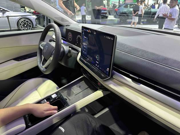 德系家轎的全面革新 成都車展實拍全新一代速騰L