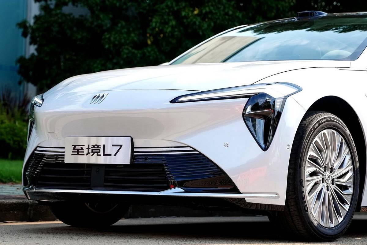 史上最強“特供車”!別克新車向新勢力宣戰,網友評價:太強了