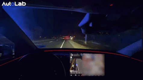 特斯拉FSD迎來巨大升級？馬斯克放話“車已有意識”